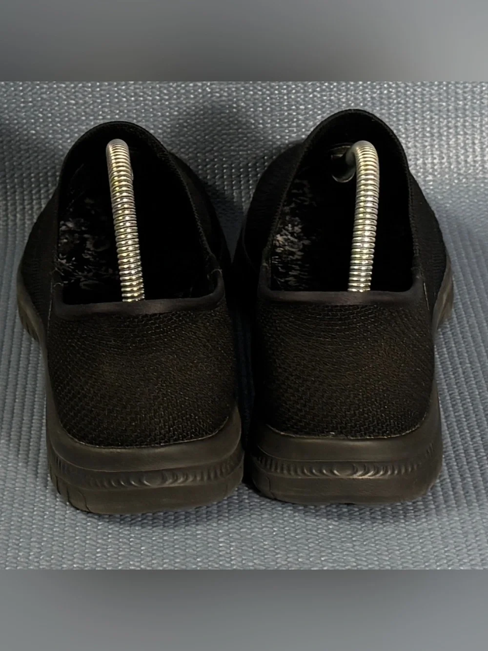 Skechers Slip-ins: Virtue Black Comfort Shoes Women’s Size 9